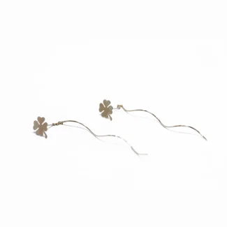 گوشواره-طلا-طرح-پیچ-گل-شبدر